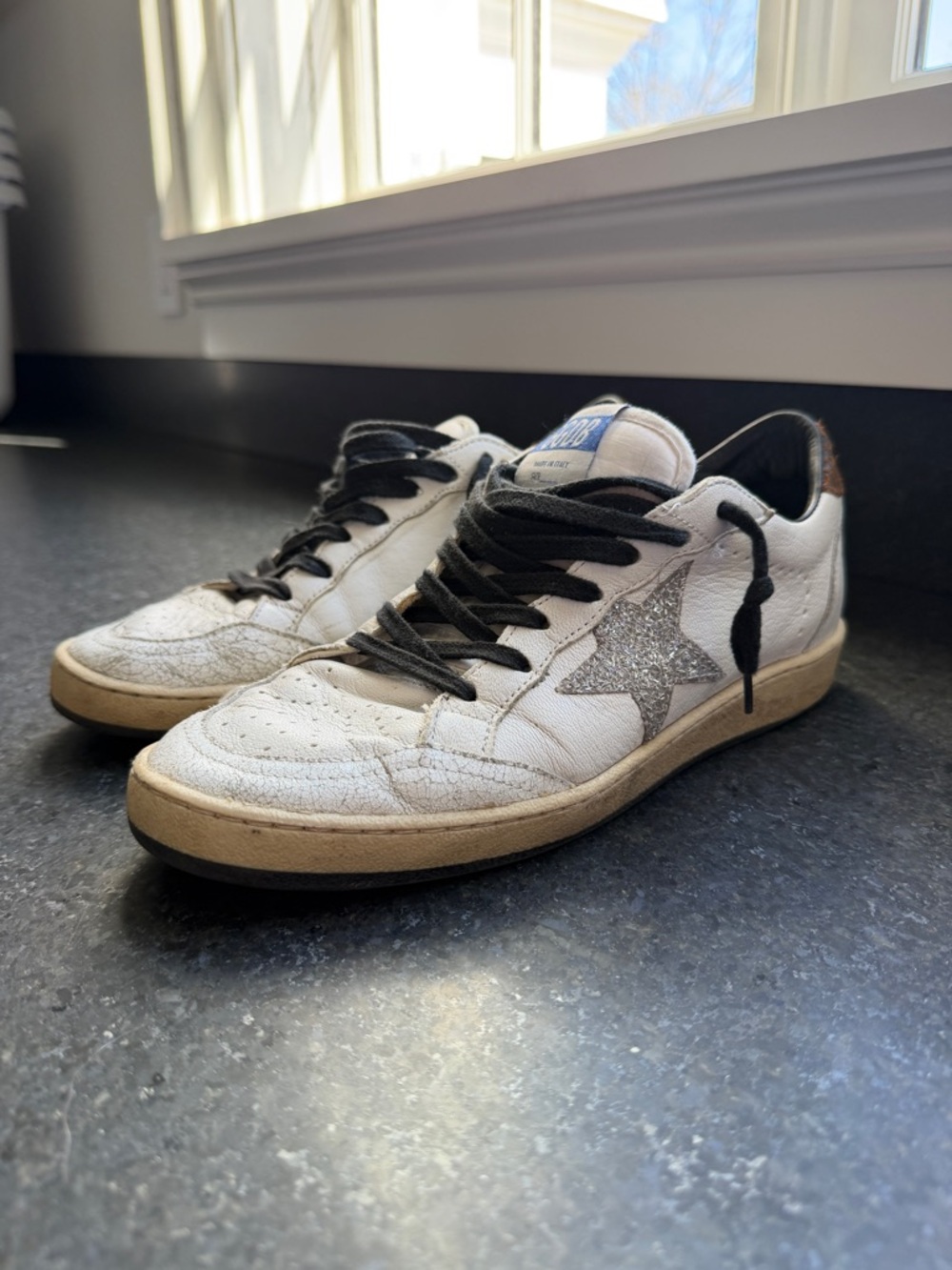 Golden Goose White Leather Low-Top Sneakers with Black Laces - Picture 5 of 8